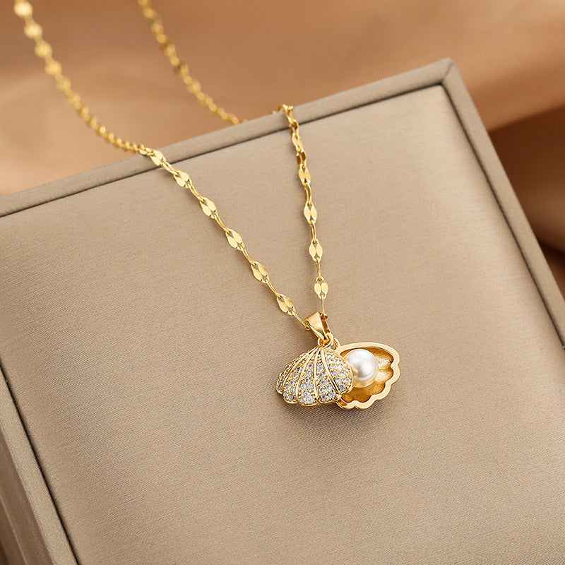 Pearl Shell Necklace
